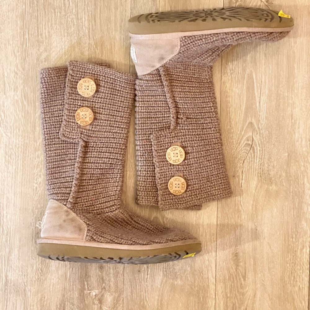 Knitted Ugg Boots